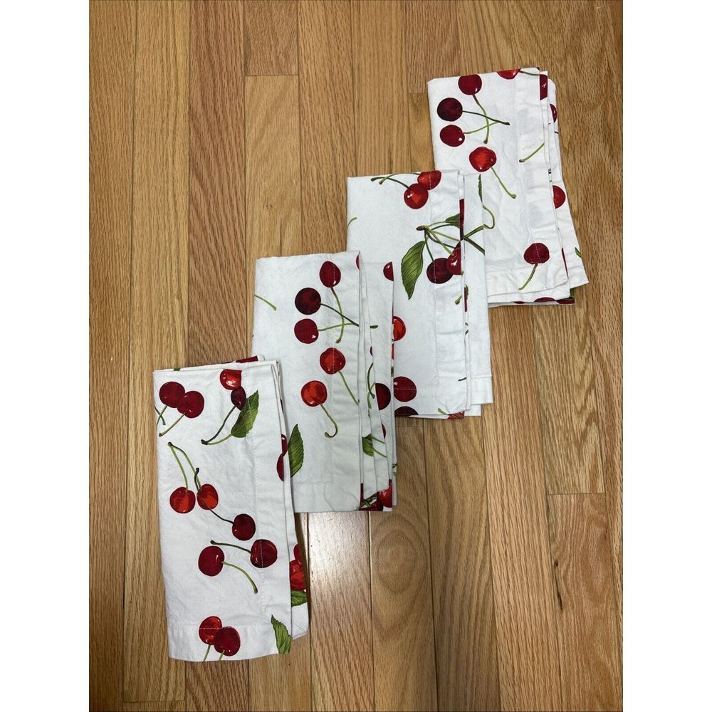 Williams Sonoma Set Of 4 Cherry Napkins